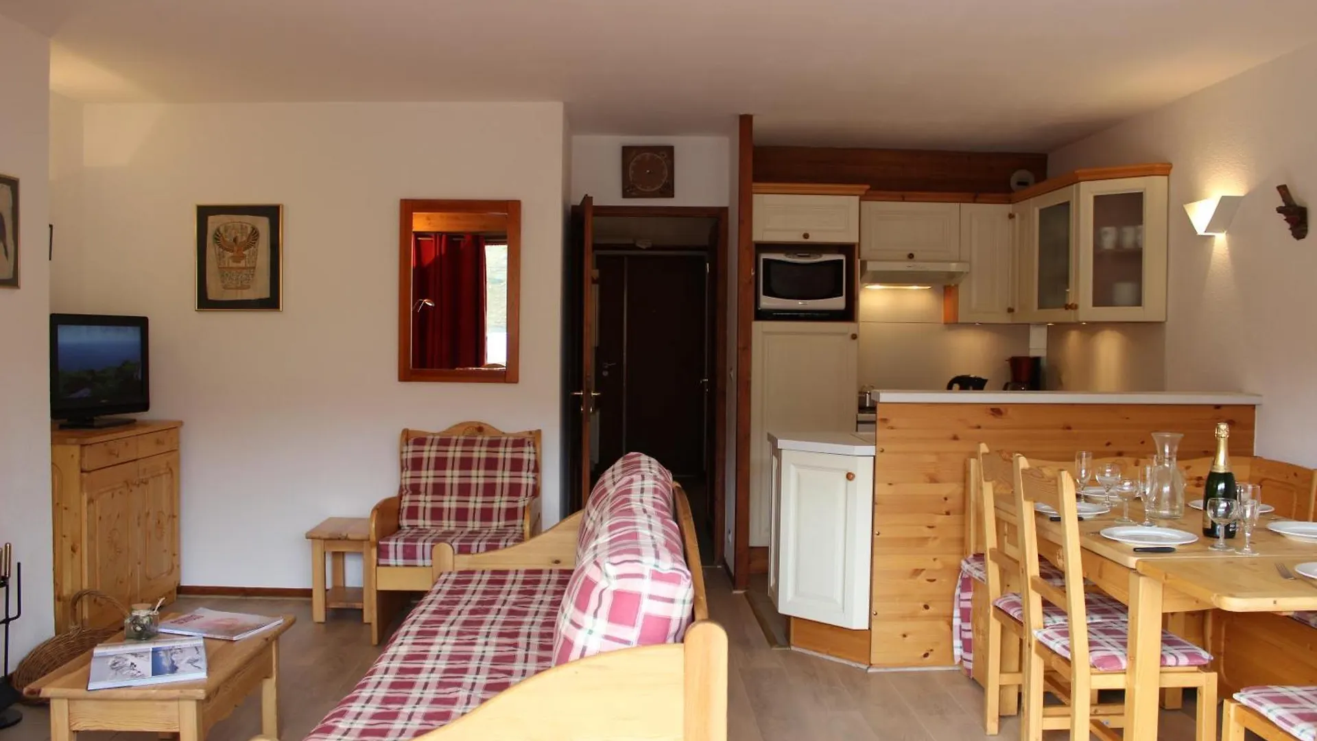 Beausoleil Appartements Vti Val Thorens Apartment